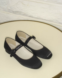 SILK BALLET FLATS BLACK