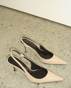 POINTED TOE PUMP BEIGE